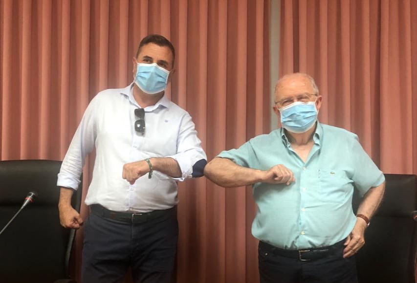 CTaurinoDeCalas's tweet photo. En la Asamblea celebrada anoche el #ClubTaurino de #Calasparra eligió a nuevo Presisente. Francisco José Nuñez Sanchez llevará las riendas de nuestro club con una nueva Junta directiva. Francisco Garcia será Presidente de Honor, GRACIAS POR TANTO Paco. https://t.co/UltkBG4OmB