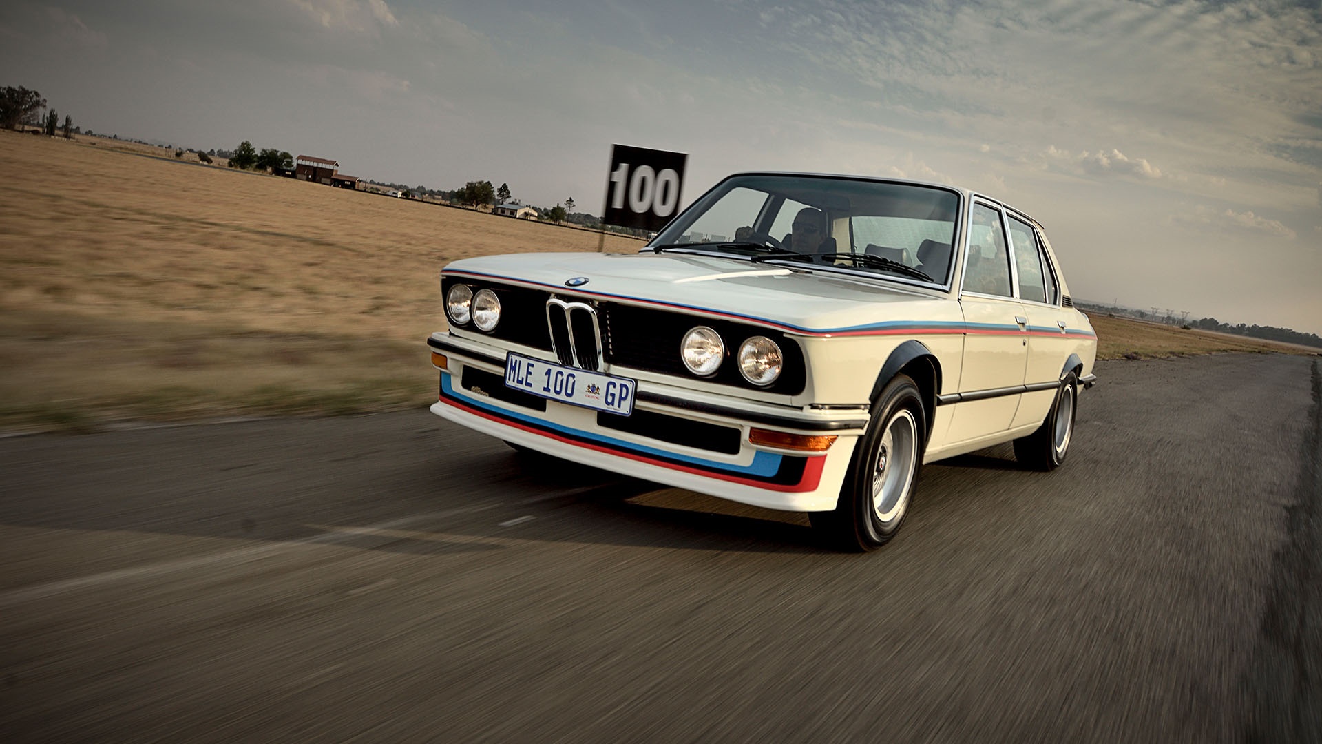 Bmw Old But Never Rusty The Bmw 530 Motorsport Limited Edition Was Built In 1976 In South Africa T Co 9sf3rxjksi Twitter