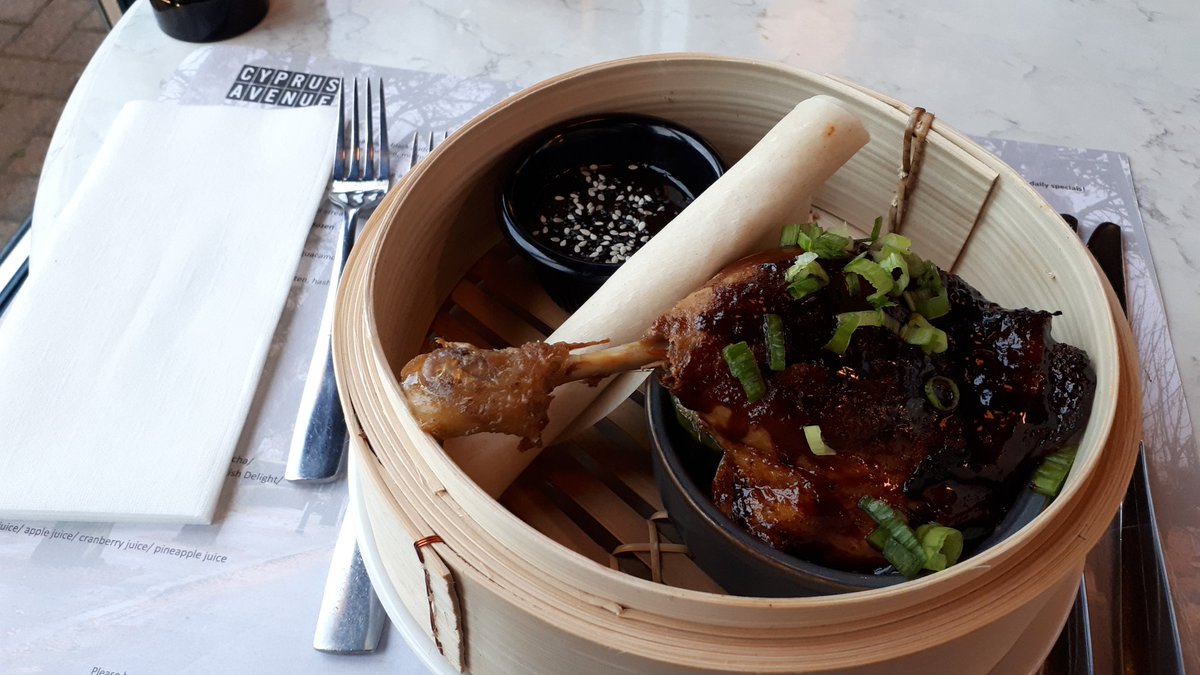 MichelinGuideUK's tweet photo. Crispy duck – one of those dishes that always puts a smile on my face
Dinner @CyprusAvenue228 #Belfast https://t.co/WQrYlJNJR9