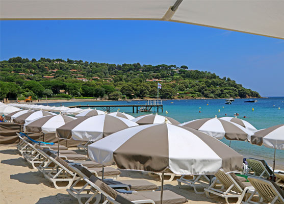FlyttAgency's tweet photo. #CetEteJeVisisteLaFrance : Do you, do you #Saint-Tropez ? 
Le + emblématique des villages de la #CôtedAzurFrance. 
Emblématique pour son “gendarme”; pour son glamour, qui réuni des #célébrités internationales ; pour sa nature, omniprésente ; pour ses célèbres #plages. 

#Holidays https://t.co/cfqrYcOl6G