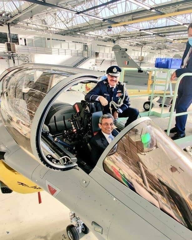 FactualActivism's tweet photo. Proud moment for #JammuAndKashmir

First pilot to fly #Rafale is from #SouthKashmir_Anantnag
#Hilal_Ahmad_Rather is from Sainik School Nagrota
@rajnathsingh
@narendramodi
@RavinderBJPJK
#Voice_of_JK https://t.co/0ebUic5LWu