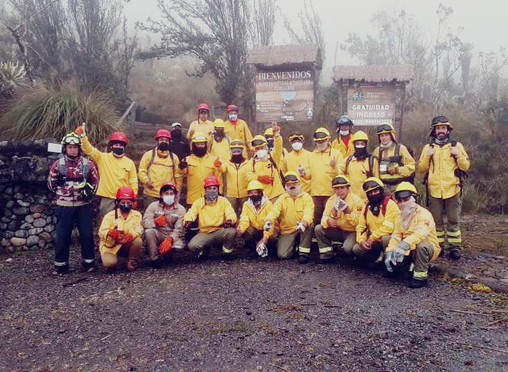 PASFecuador's tweet photo. La Reserva Ecológica El Ángel en el hermoso páramo de frailejones, acogió del 22 - 26 de julio, el II Curso Brigadistas Especialistas en Manejo Integral del Fuego #BREMIF. Nuestro agradecimiento fraterno al #CBEspejo y a la #REElAngel por todo el soporte brindado. #NoMásIncendios https://t.co/RMTEThtNgg