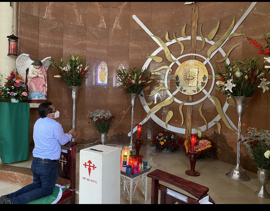 También los políticos necesitamos y le hablamos a Dios que nos proteja siempre, buenas noches