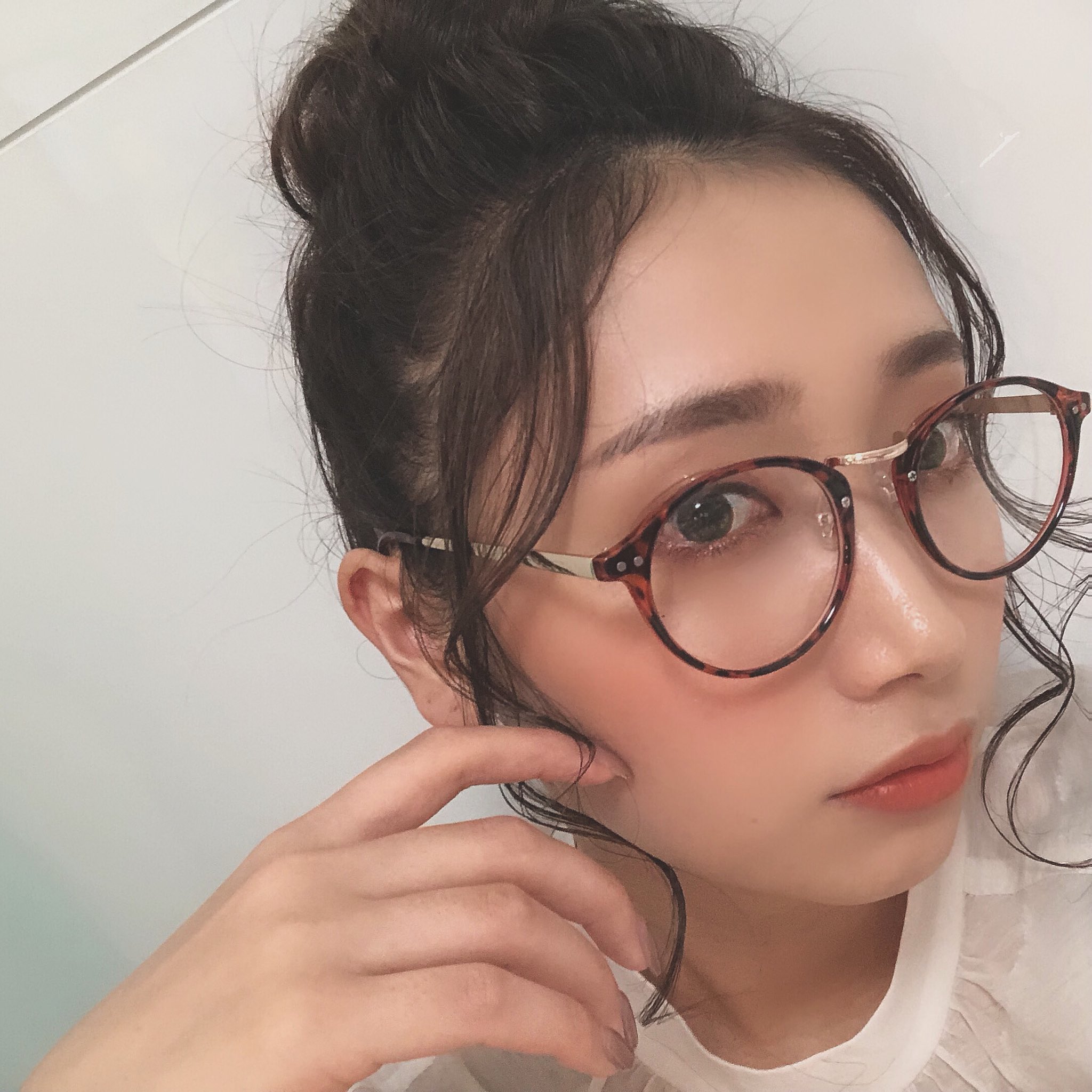 加美杏奈 En Twitter おだんごめがね まとめ髪は楽ちんだぁ T Co D1hfpoxpwr Twitter