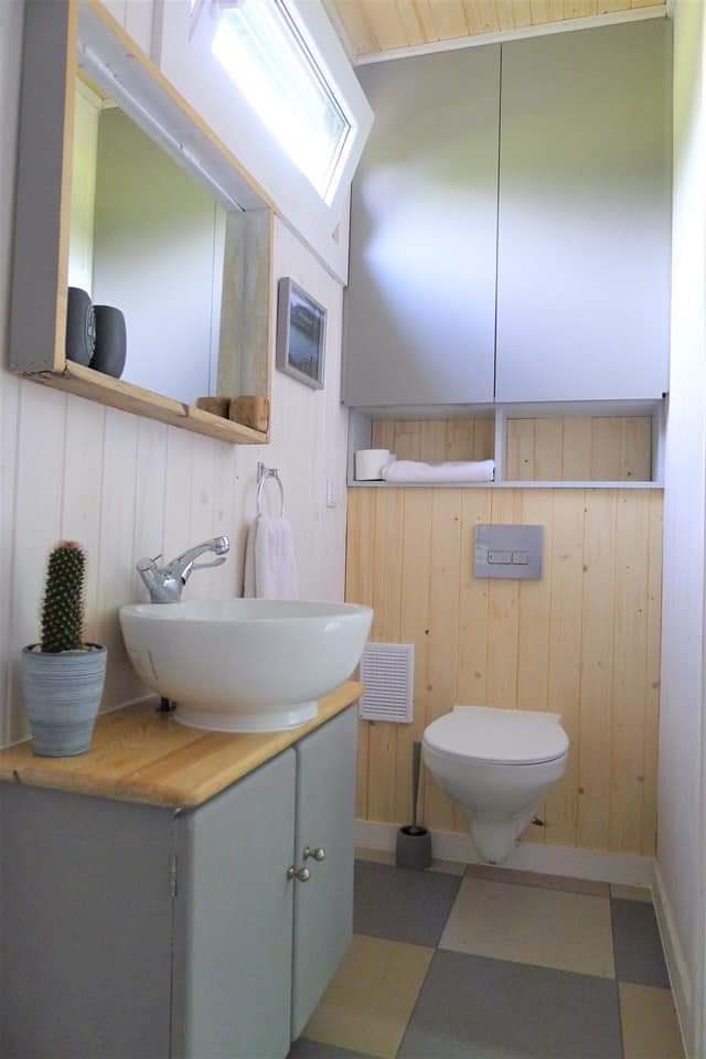 Fatmaodyssey's tweet photo. Interested in #containerhousing? Reach out, DM or call 0722600060
Check our website
https://t.co/zuVl0Hd0Oa
Kindly RT, mi cliente could be on your TL 🙏🏾 https://t.co/pVplfq4JaB