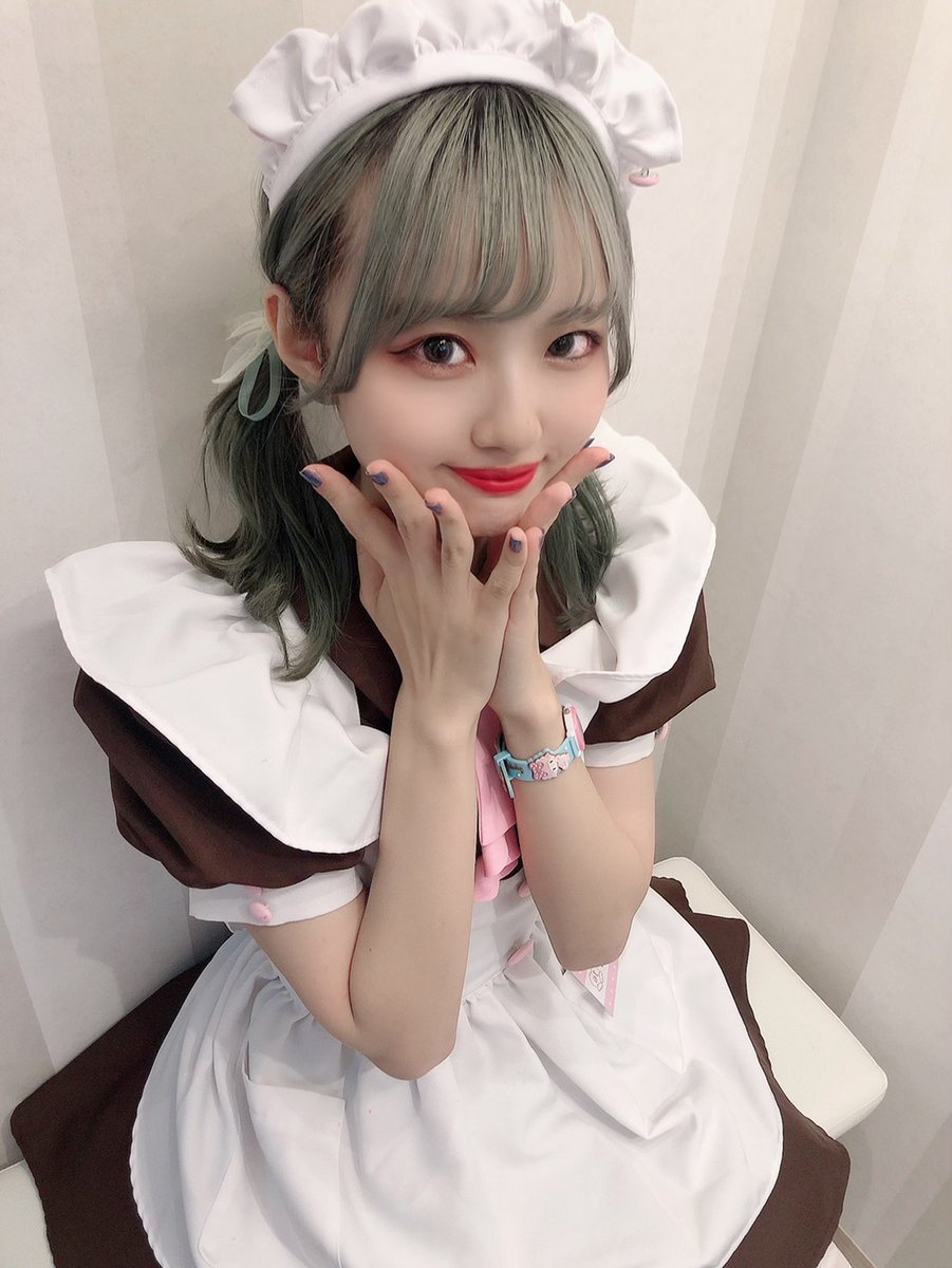 あっとほぉーむカフェ大阪本店2階 ご主人様、お嬢様こんにちは! 《な