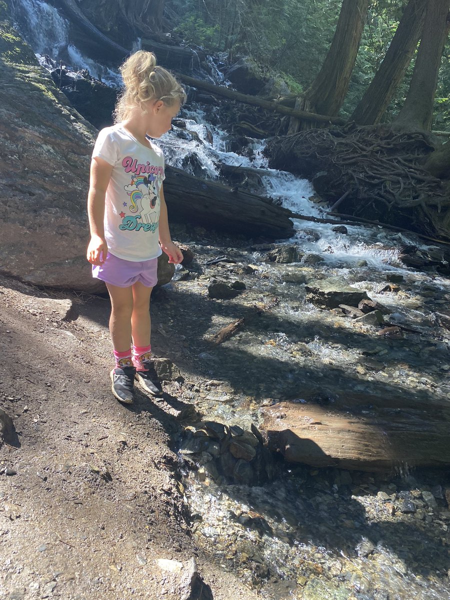 Mkat85's tweet photo. Bridal Falls hike #MyBCStaycation #bchydro #familytime #getoutside #beautifulbc https://t.co/C7wqrVXnlX