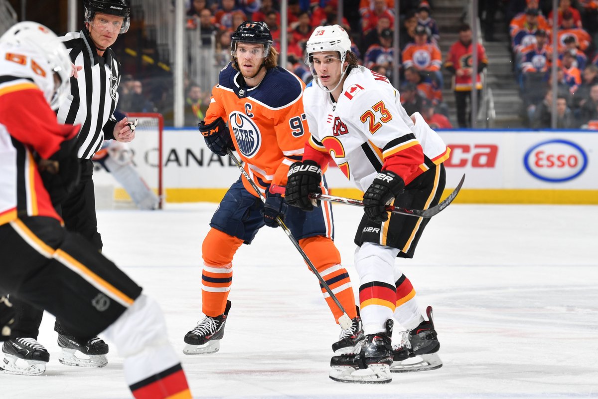 theScore's tweet photo. Flyers vs. Penguins
Leafs vs. Canadiens 
Flames vs. Oilers 

It's officially game day in the NHL! 🚨 🏒 🚨 https://t.co/TDkbgBS1fD