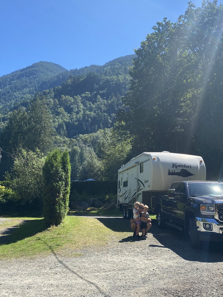 Mkat85's tweet photo. Bridal Falls camping #MyBCStaycation #bchydro #familytime #getoutside #camping #beautifulbc #sunshinemakeseverythingbetter https://t.co/RAV5dsc2fM