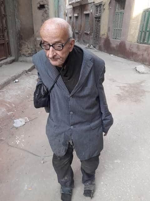 هعمل إيه بالملايين..أنا سندوتش فول
وطعمية بيكفوني
الدكتور محمد مشالي في ذمة الله 💔
رحمك الله يا #طبيب_الغلابه