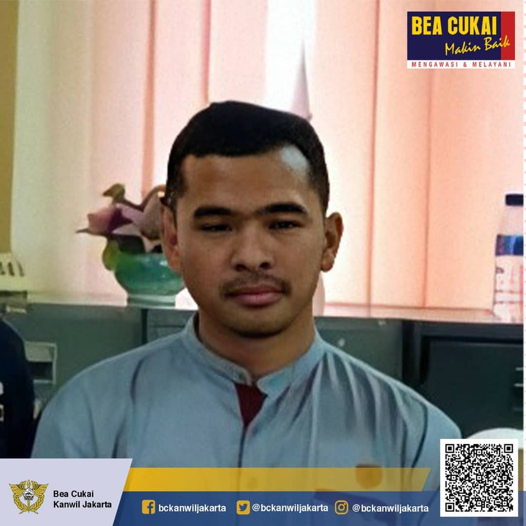 mazzini_gsp's tweet image. PS Store kena ciduk karena barang dagangannya illegal. Ikut kena sita juga tuh sebagai jaminan kerugian negara, uang 550 juta dan rumah 1,5 miliar.
Siap-siap aja nih influencers yang endorse bakal ribet kena panggil juga, minal jadi saksi lah.

📸 By @bckanwiljakarta