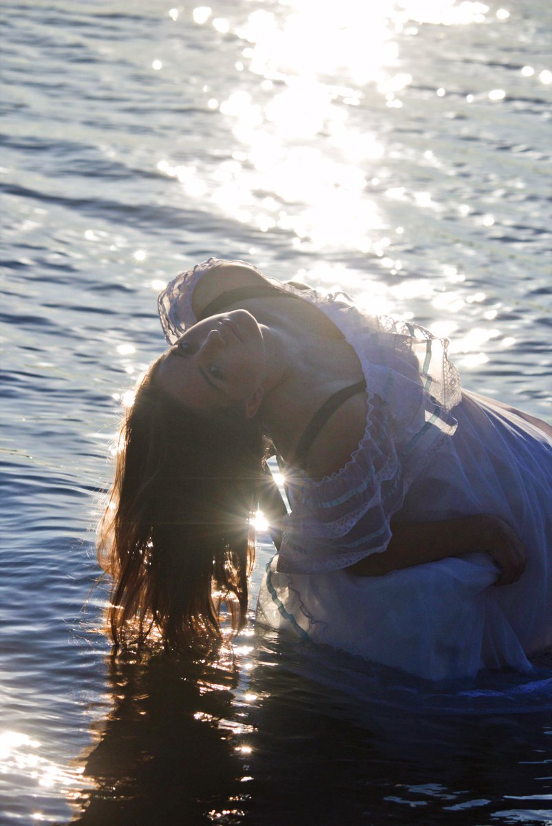 probablysylvia's tweet photo. Hit me up for all of your lake photo related needs, I'll fix you up real nice https://t.co/aNykV8opCZ