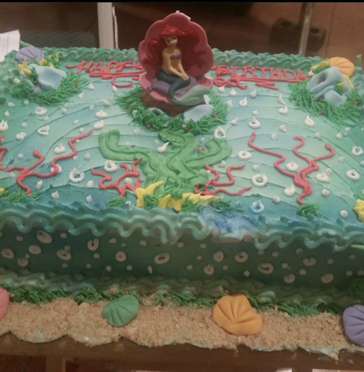 doodledazz's tweet photo. If you need a cake for any event in the New Orleans area hit up my pops @so_nolas on Instagram. You won’t be disappointed!! Retweet to help find his next customer!!! https://t.co/8SVSc9NiAy