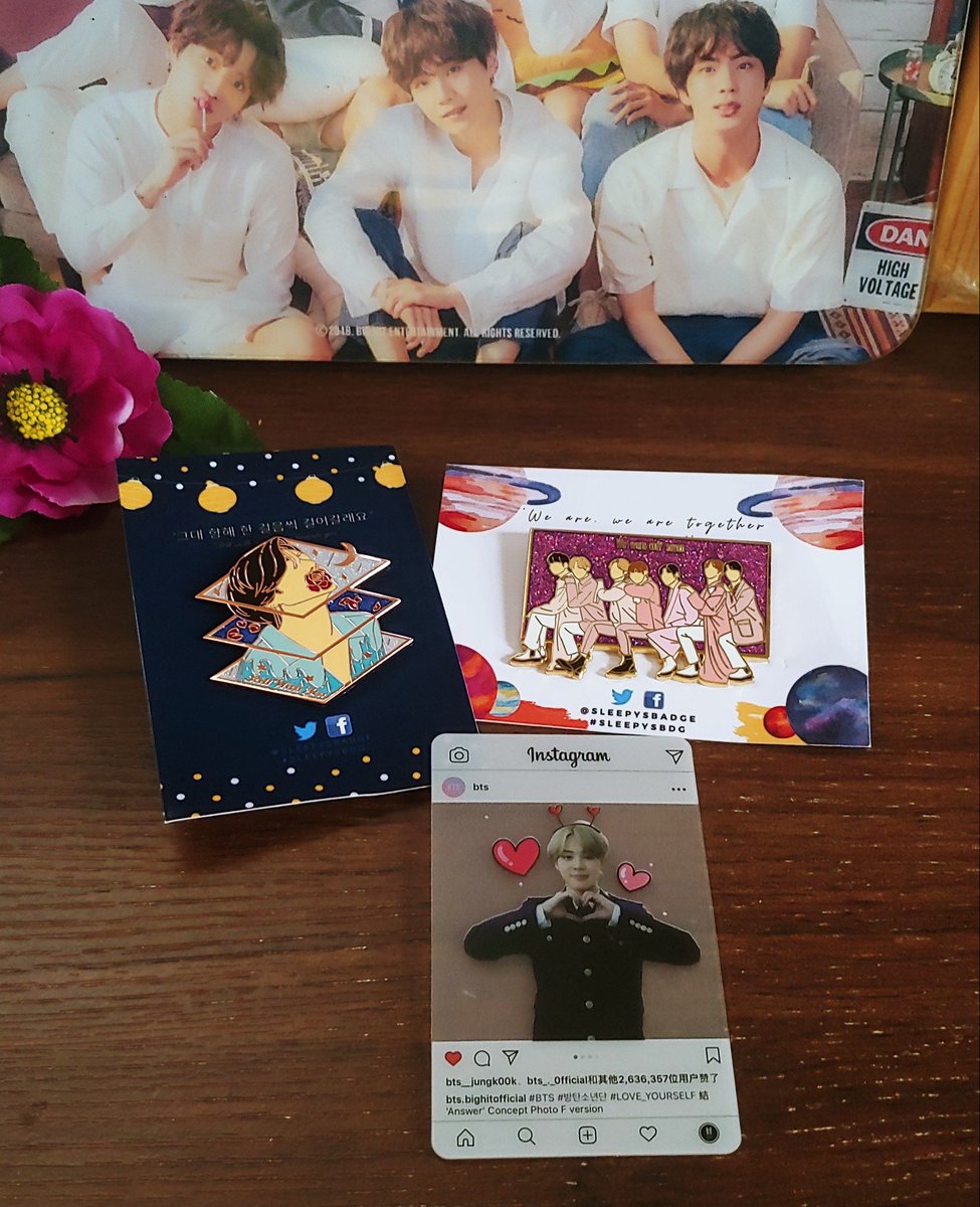 NoriejoonBTS's tweet photo. They're so pretty... ๐๐๐ Thank you so much @SleepysBadge Until next... They will be added to my #BTS enamel pins collection. @BTS_twt
#SleepysBDG
#BTSArmy #BTSFesta2020
#StillWithYouByJK #BTSISCOMING https://t.co/vKTWQnC1Jl