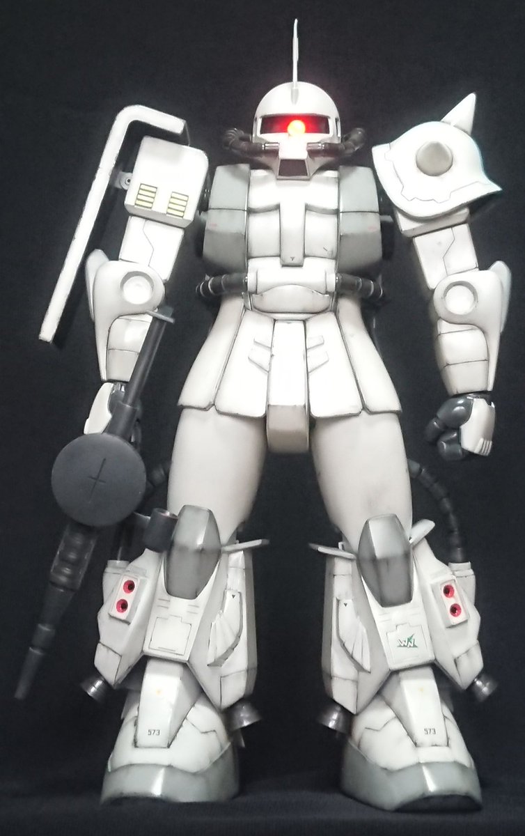 ぐるぐるらんど 8 18年に旧キット1 60高機動型ザクをベースに 黒い三連星と同じ製法で複製した自作パーツを使って シン マツナガ機を製作した懐かしネタです ハンドパーツ マニピュレーター はノーマルザクより 一回り大きめに製作してあります