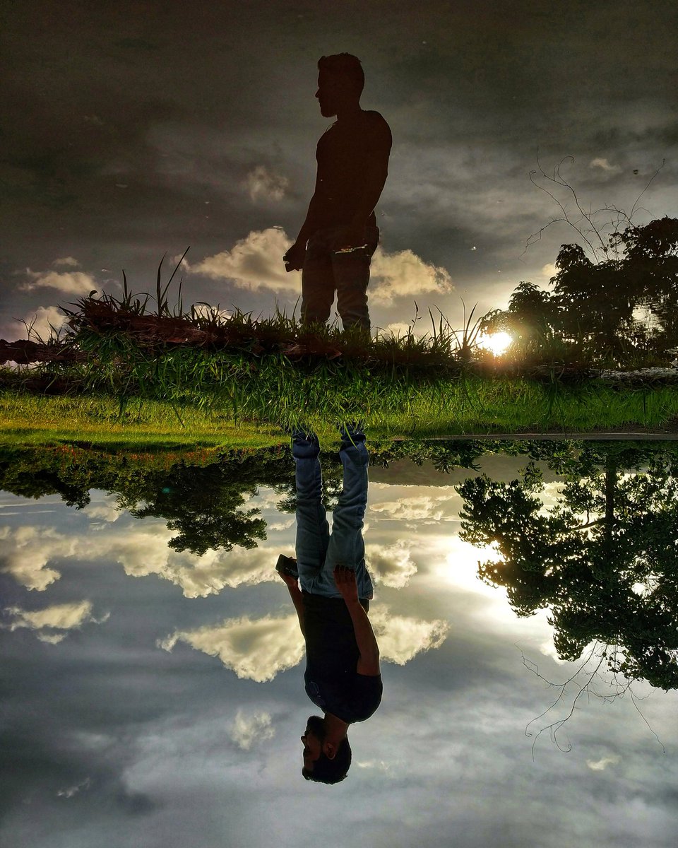 OmkarayN's tweet photo. Ani maka समजूंक gelyar, tu घूसपतलो.... 😌
Photoवपी : @dj_kesh7
#illusion #reflection #konkani #lockdownuploads #ponda #goan #goa #stillamess #mogasuni💕 #omkaray_namah https://t.co/LMYh6ZR1ZZ