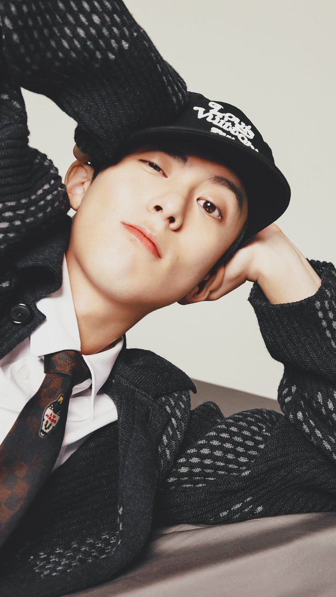 Dylanwangchina2's tweet photo. COOL 😎 https://t.co/XoyeIF2JXz