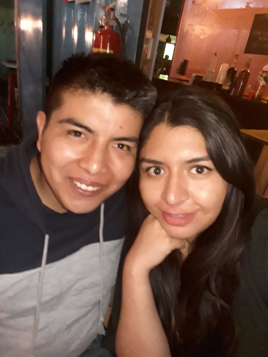 AniuxCg's tweet photo. @Temo_Beltran Te amo!!! (Cuando éramos delgados) https://t.co/W3qrAGpOWg
