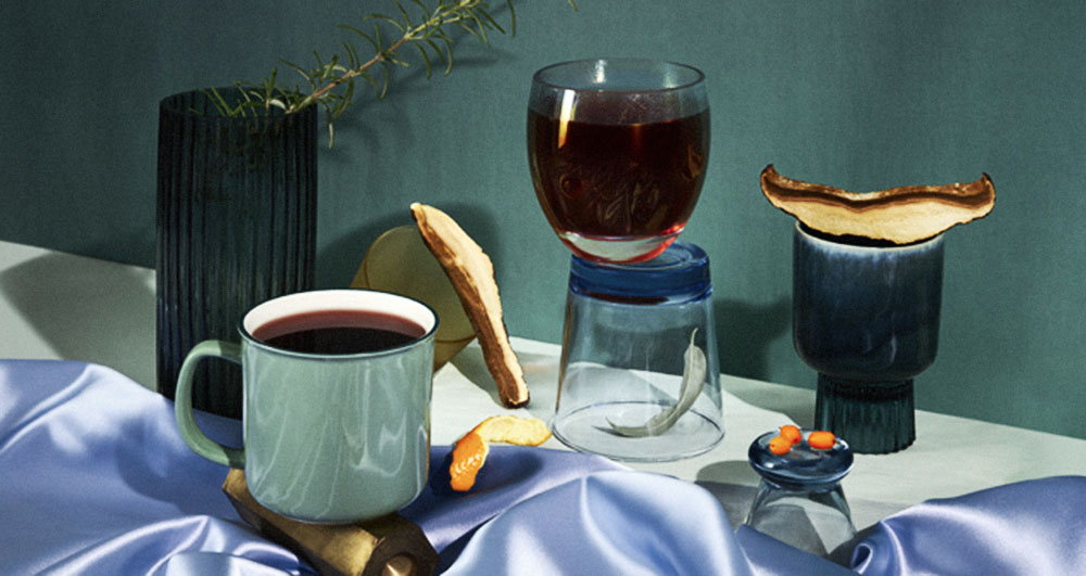 quench_mag's tweet photo. #IQuench These teas make happy hour, healthy hour I’m not being judgmental, but I’m sure many of us have found, during these “uncertain times” (as an aside, has anyone https://t.co/MVLDCHHoRM https://t.co/R2R4CsIrAx