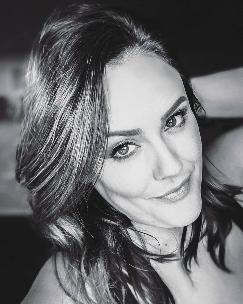 vcfotography's tweet photo. Challenge Accepted!

I am all for women supporting women. We live in a strange time and now more than ever we need to be lifting as we climb!

Love you @emilylucarz via Facebook https://t.co/J4SM22vTsP https://t.co/3CyI0yxVro