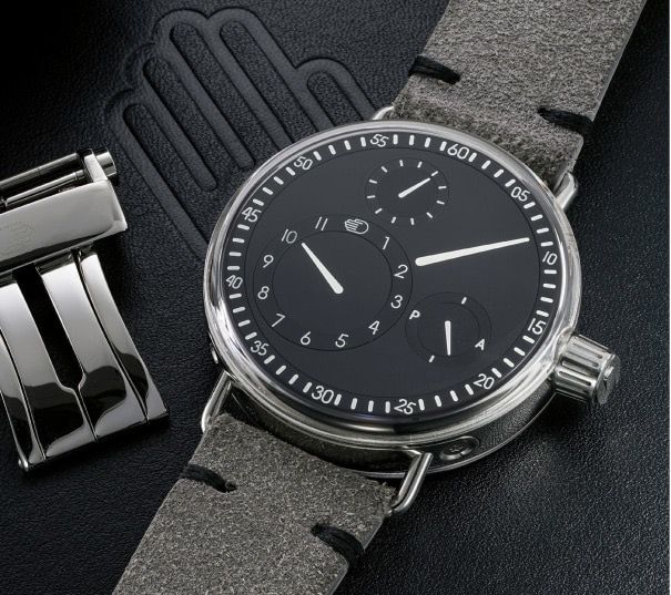 WatchWorldIndia's tweet photo. RESSENCE Watches Make Their Mark At Auctions
https://t.co/SqInZU8AAS https://t.co/V2dfJvduPF