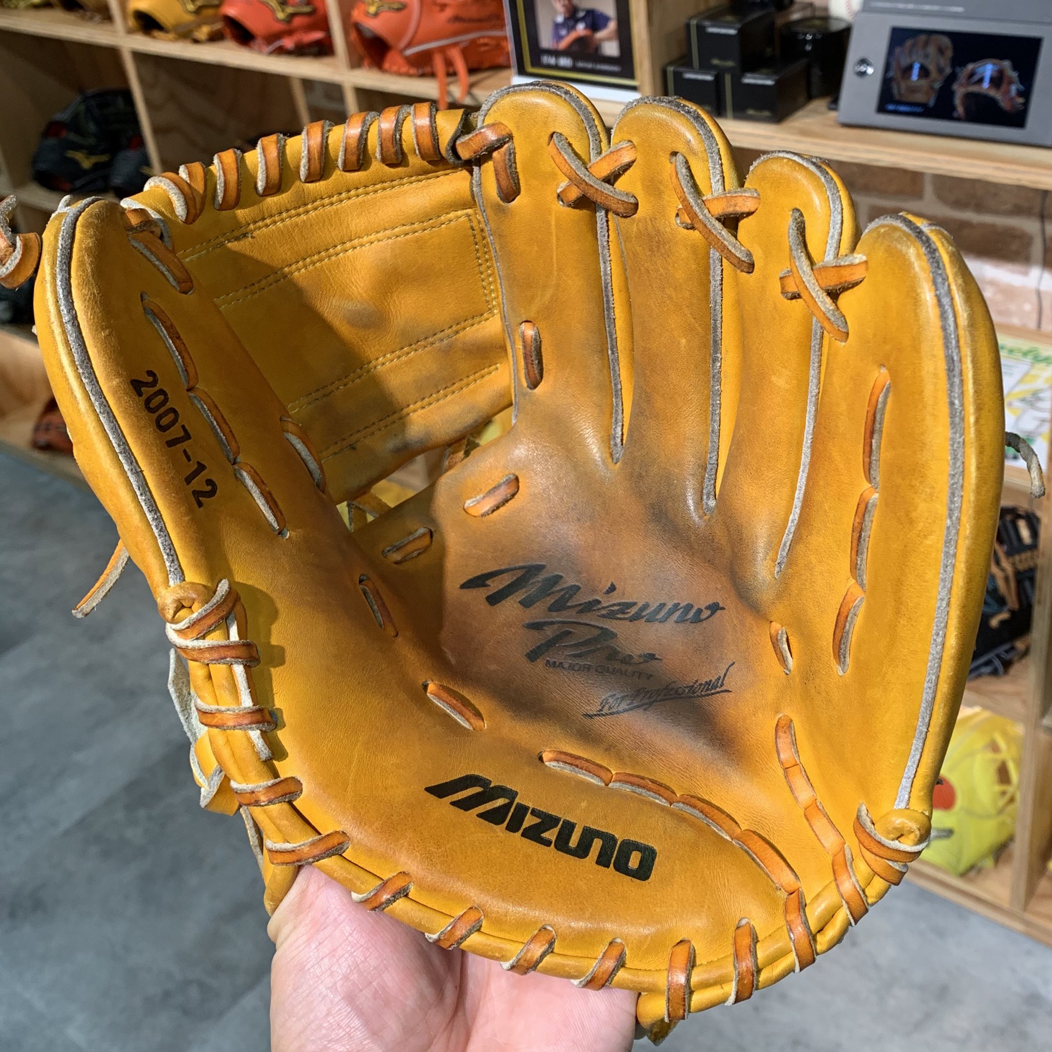 サイングローブ 野球グローブ 仁志