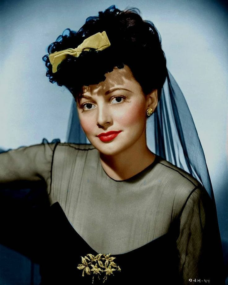 oldmovieactress's tweet photo. https://t.co/K9z6HC137I
Olivia de Havilland 1916-2020.
A good innings. A top star.
πβπβ
.
.
.
#cinemagreats #screenidols #screengoddess #moviegreat #hollywoodgreats #sophisticatedlady #sophisticatedwoman #oliviadehavilland https://t.co/wYYb8vbn1e