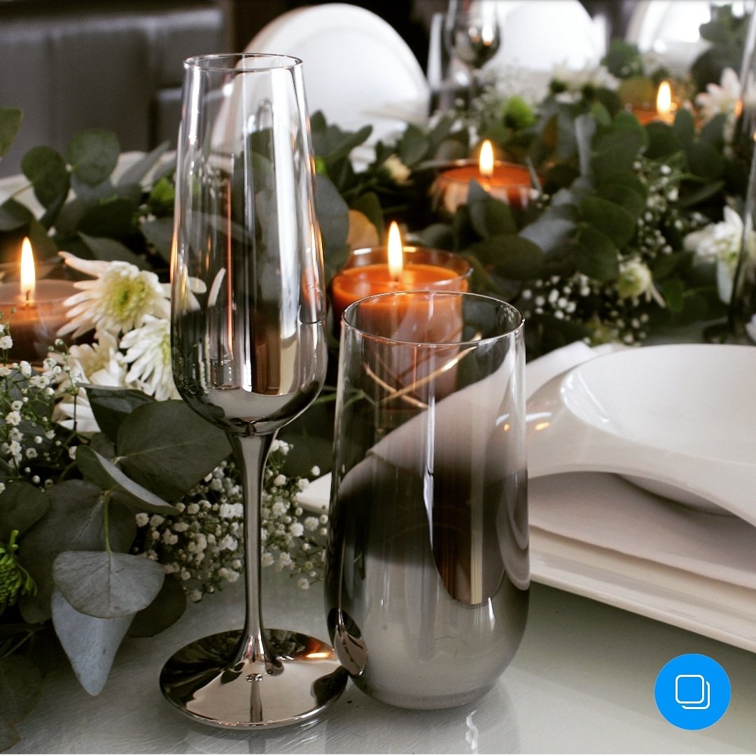 FrootyFlora's tweet photo. From floral and buffet design to entire space design, we craft unique, luxury and memorable experiences through creative ideas and curating colors and textures tailor-made to a specific event.  #luxuryevents #weddings #finecatering https://t.co/xlNSDPoqX4