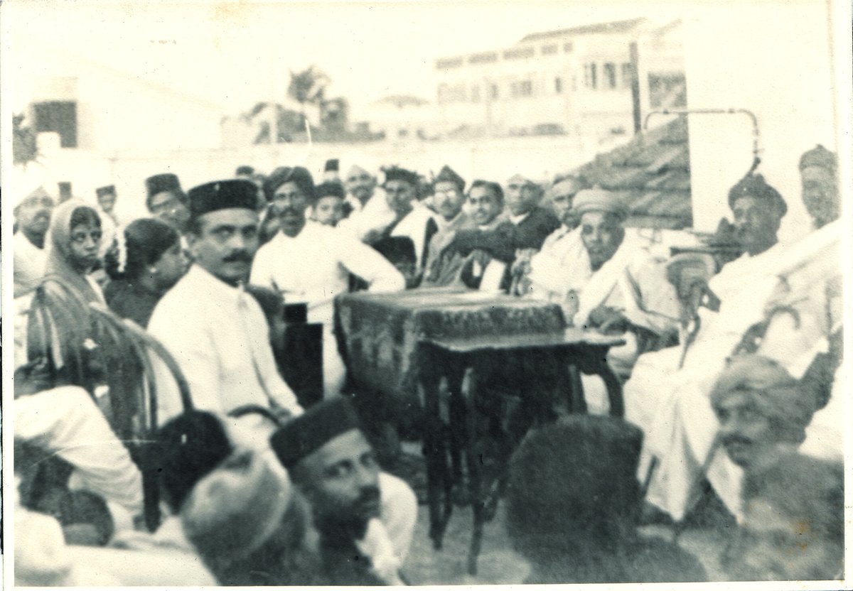 Tilak engaging with the people who used to come to meet him with their grievances at Gaikwad Wada (Present Day Tilak Wada). (Undated)