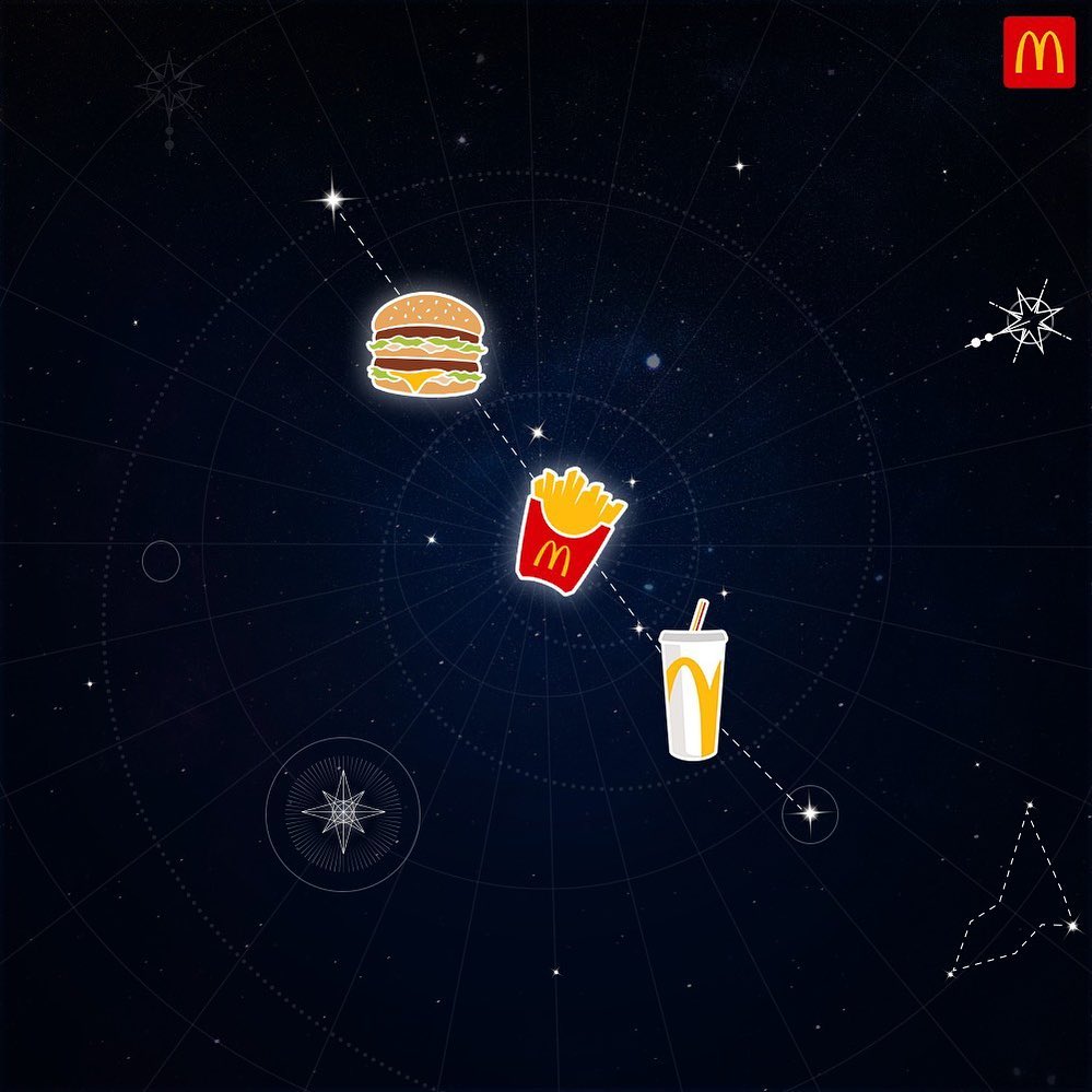 campcritique's tweet photo. Some stars are always aligned! 🍔 ✨ 🍟 @mcdonalds_india topical post on Indian Match-Making!
.
.
.
#Mcdonald #IndianMatchMaking #Netflix #indianmatchmakingmemes #mcdonaldsindia #BrandSpot #CreativeSpot #creativeads #mcd #matchmaking #SimaAunty https://t.co/f26iTKPgk8