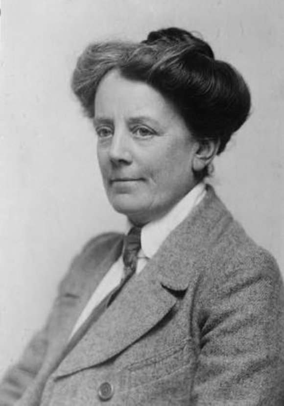 6. Ethel Smyth; one of the most accomplished female composer's in a male environment, was part of the suffragette movement. A truly queen, that's all. Would recommend (to start with it): her March of the woman (lyrical piece) and piano sonata no.1