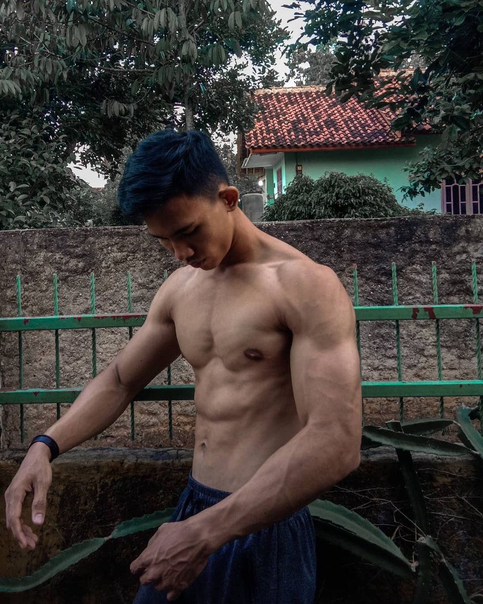 Joesrmh_'s tweet photo. Cek di IG:Joesrmh yaa 😁😁 https://t.co/CR2dkEKKl3