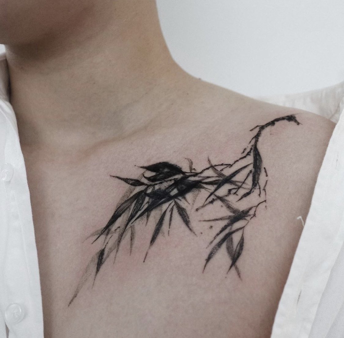 silenceflow1's tweet photo. #coverup
.

 #동양화일러스트 #수묵화일러스트 #waterpaintings #blacktattooart #orientaltattoo #심플타투 #감성타투도안  #가로수길타투샵 #tattoodesign #한국화 #한국화타투 #타투발색 #오오티디패션 #패션소품 #타투포트폴리오 #가슴타투 #나뭇잎타투 #식물타투 https://t.co/LBCy5rnhhO