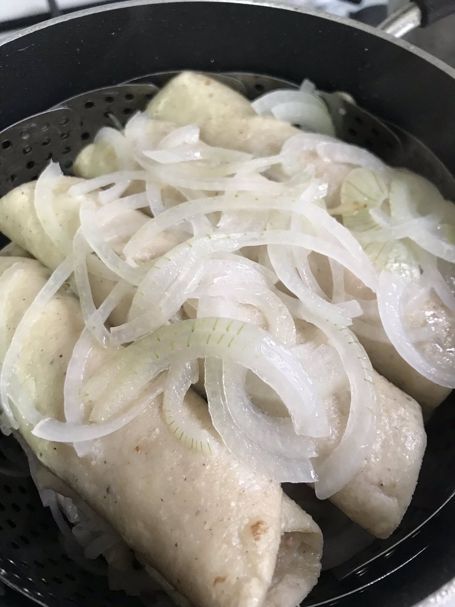 GraceHdzJ's tweet photo. #tacos al vapor estilo #Monclova deliciosos quedaron !!! Saque la receta de #YouTube #torilla #tacosalvapor #imgrace #itsgrace #gracecherrymx #yosoygrace #grace #gracecherry #mexicanwoman #mexicana #timeofgrace #BeCherryfull #TotalmenteCherry #CherryTime https://t.co/bdWqY19Uol