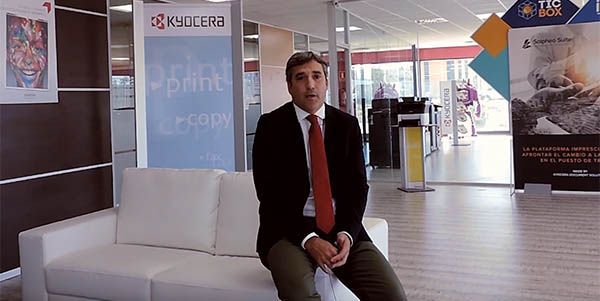 KYOCERA_DS_ES's tweet image. Alfonso Pastor de @KYOCERA_DS_ES y @diego_lanso de @Infocopy hablan sobre los espacios de trabajo en la nueva normalidad en una entrevista para @mayoristasinf 

👉bit.ly/2CKxsrW 
#SaferWorkspaces
#SmarterWorkspaces➡️