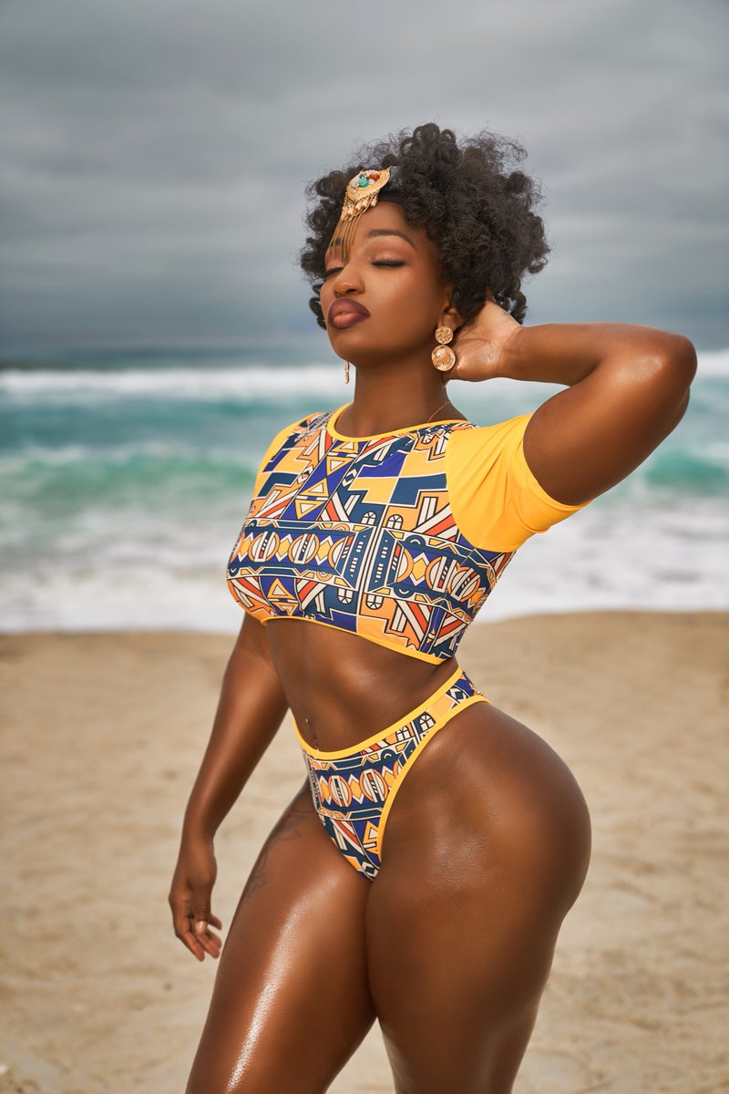 AudeSwim's tweet photo. Look forward with hopes, not backwards with regrets.⁣
⁣
AWA👙 available at https://t.co/AkiApUX8rQ
#BuyBlack #BlackBusiness  #audeswim https://t.co/JRGydkmoAL