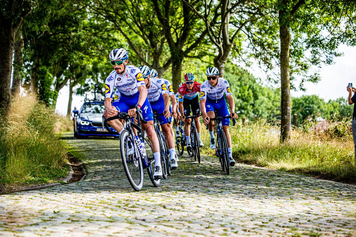 soudalquickstep's tweet photo. To celebrate our return to racing after more than four months, we have a Pro Cycling Manager 2020 game key for one of our fans! Just follow us and retweet this picture for a chance of getting in possession of it! https://t.co/DrWYxZDbH6