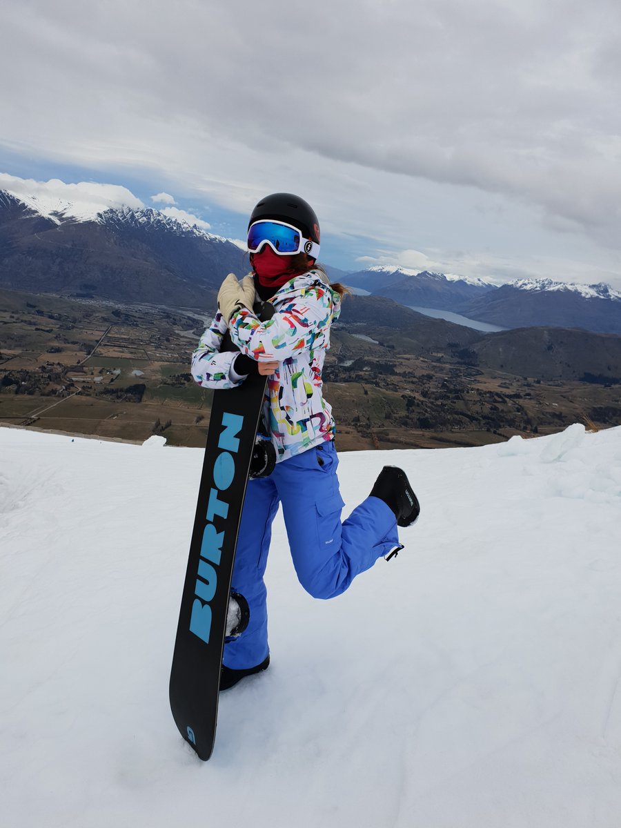 Loserfruit's tweet photo. doing a worldwide reveal for my mates at @PureNewZealand! It's one of my favourite places in the world, so I'm excited to show everyone ๐
come watch: https://t.co/YlCtL1dXZr
#PLAYNZ @twitch_anz https://t.co/J2TMTIA3Ju