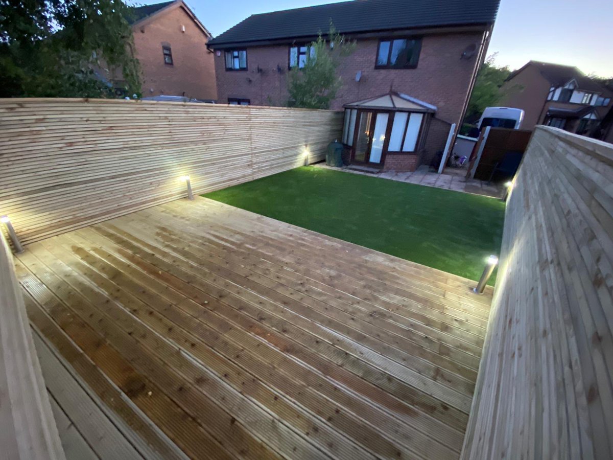 ag_essentials's tweet photo. Our latest garden project 🙌We design &amp; create garden renovations, supply &amp; fit #decking #cladding &amp; #artificialgrass! 

We provide CAD designs so you have a visual of the final product before we commence any work! 

For a free quote...

📞 07596904625
📧 info@ag-grass.co.uk https://t.co/646svysFWX