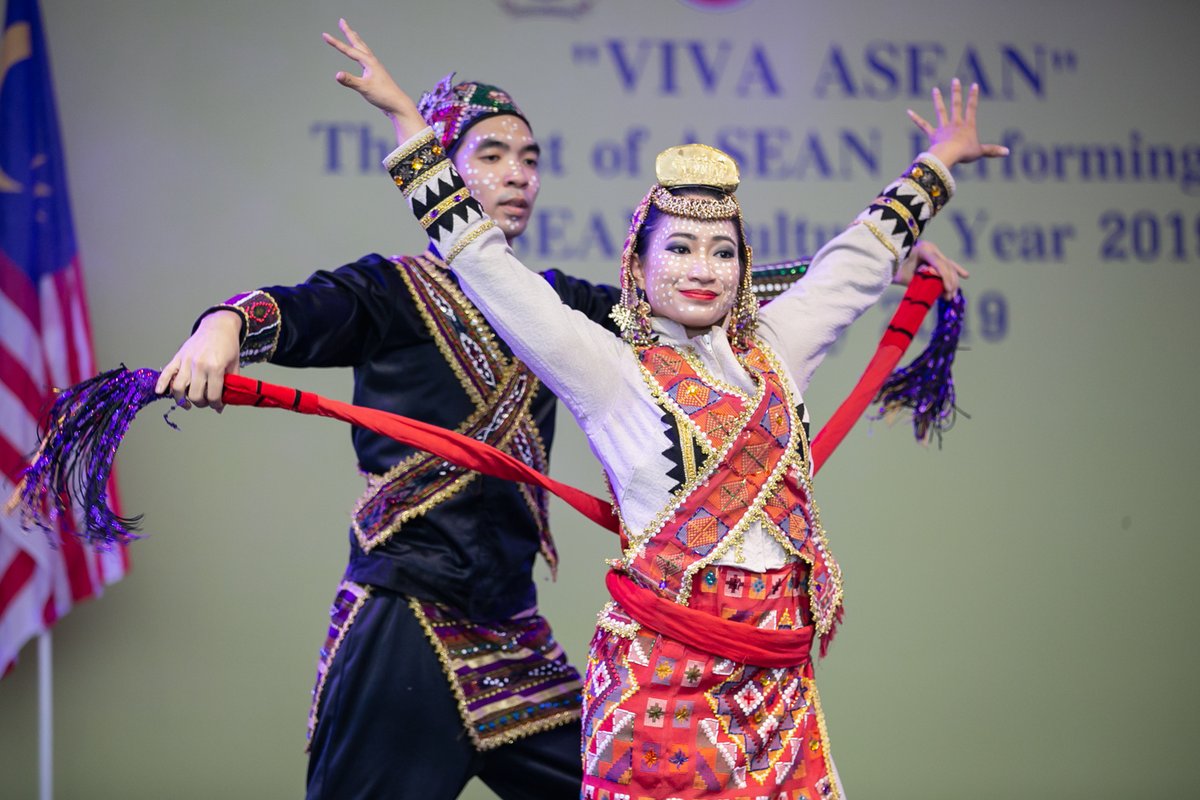 aseancoci's tweet photo. The Best of ASEAN Performing Arts (#BoAPA) illustrates how diverse #ASEAN #culture is! Organized by Ministry of Culture, Thailand, BoAPA 2019 successfully showcased ASEAN dances and cultures in Thailand, Denmark, Japan, and Korea! Let’s look forward to the next BoAPA in 2021! https://t.co/x0nBEtgOE5