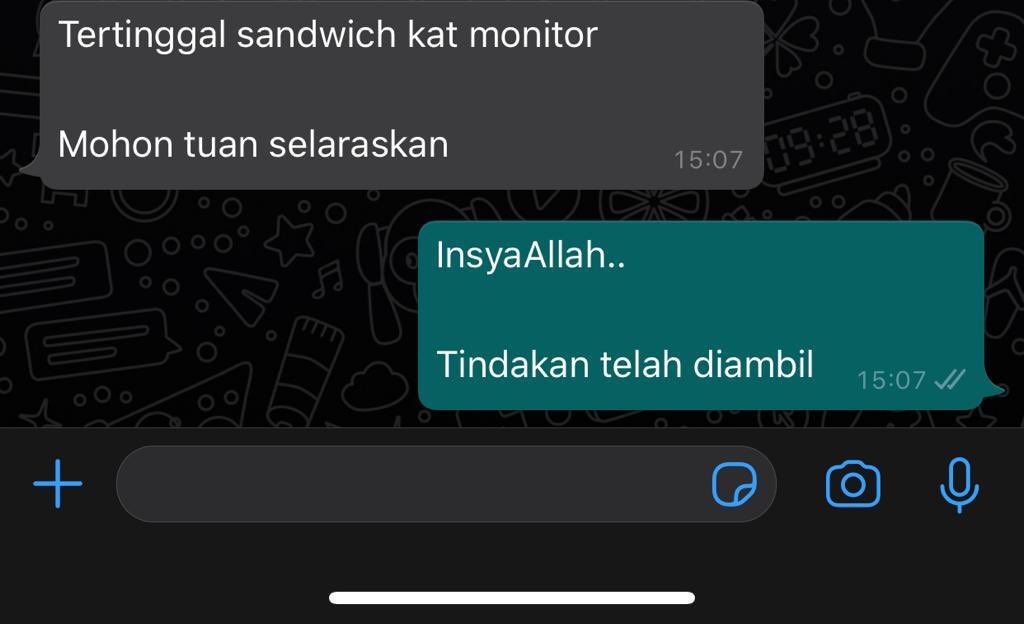 ikmalhakim101's tweet photo. Cara boss aku nk bagi makan dekat anak buah dia 😆 https://t.co/2UFtfy1OmT