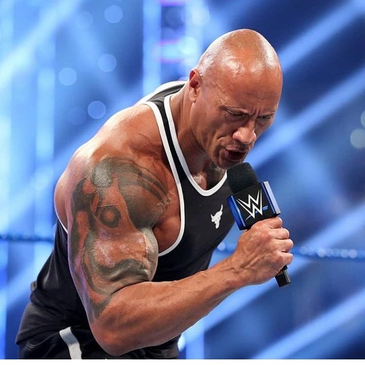 _wwe_legends_'s tweet photo. #wwetheRock https://t.co/LYbEd08F19