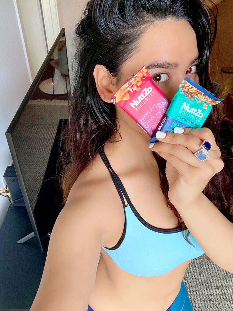 soundarya_20's tweet image. #NuttZo organic MultiNut &amp;amp; Seed Butter @EatNuttZo 💜perfect choice 4vegans &amp;amp; who believes in healthy n calorie conscious! It’s Vegan, Paleo, Gluten Free, ❌Sugar! power pack of Cashews, Almonds, Brazil nuts, Flax seeds, ChiaSeeds,hazelnuts, pumpkin seeds, celtic seasalt n peanuts