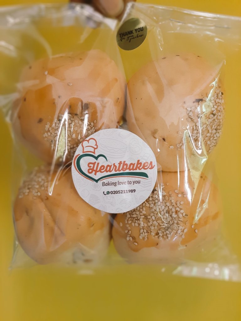 heartbakes's tweet photo. #PerfectPair our breadrolls will go perfectly with any beverage or drink of your choice anytime of the day!😍 https://t.co/jFlHMUNyry