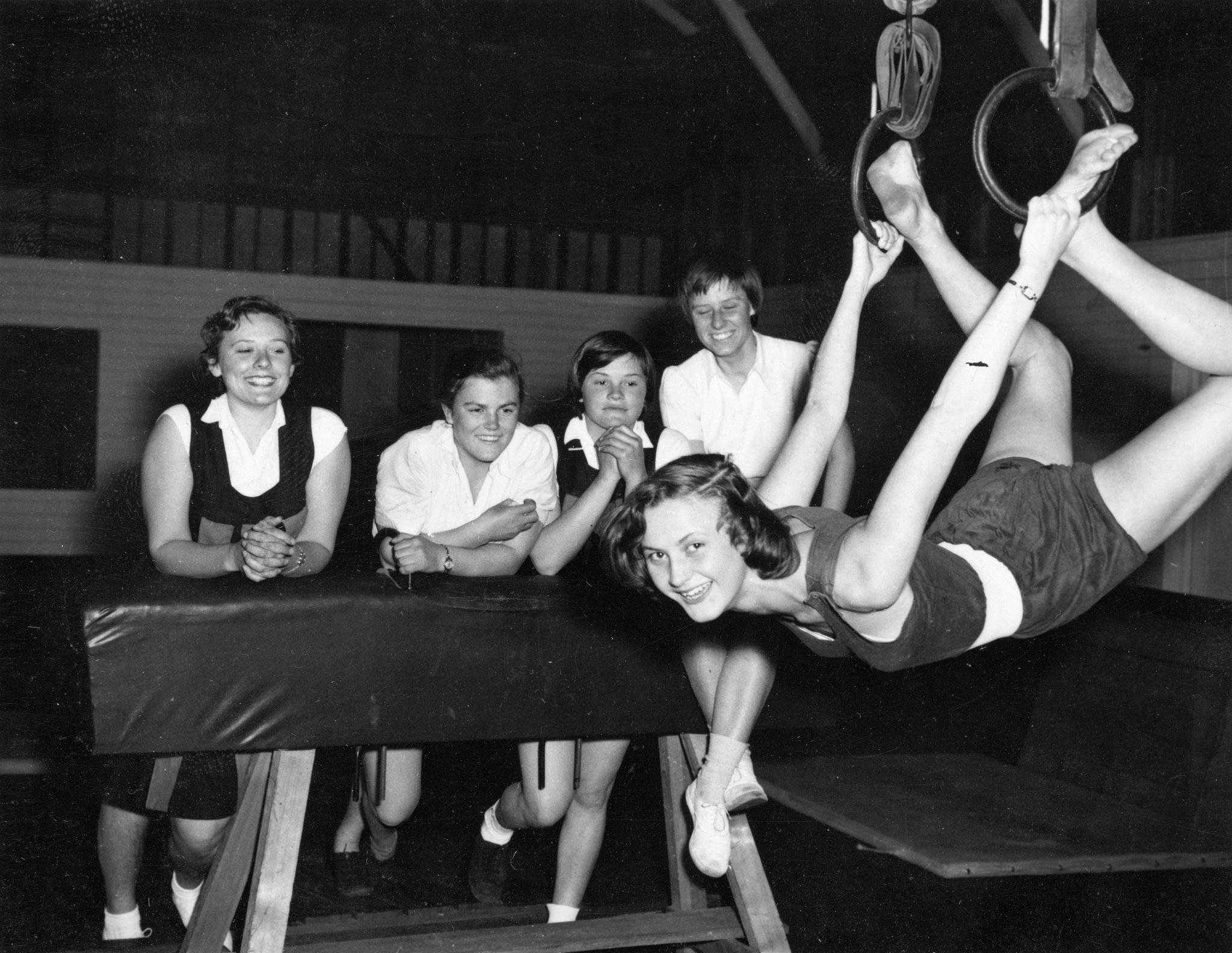 National Archives Of Australia On Twitter A Group Of Students Kay Holyoak Patricia Langhans Lou Gericho Pam Hurn And Janna Hillbrink Hang Out In The Gymnasium At The Adelaide Teachers Training College twitter
