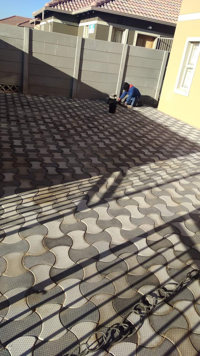 Pavers3d's tweet photo. With #3DPAVING Home is not a place it's a FEELING... Book your 3D paving with us.
Watsapp 0782350112 https://t.co/DP5hLdruYu