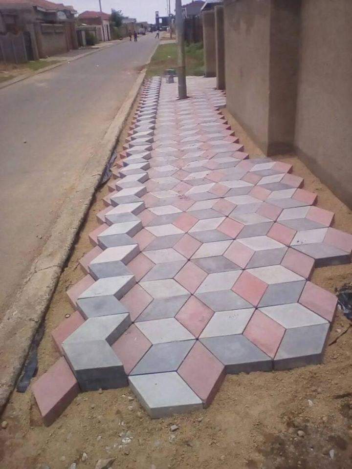 Pavers3d's tweet photo. With #3DPAVING Home is not a place it's a FEELING... Book your 3D paving with us.
Watsapp 0782350112 https://t.co/DP5hLdruYu