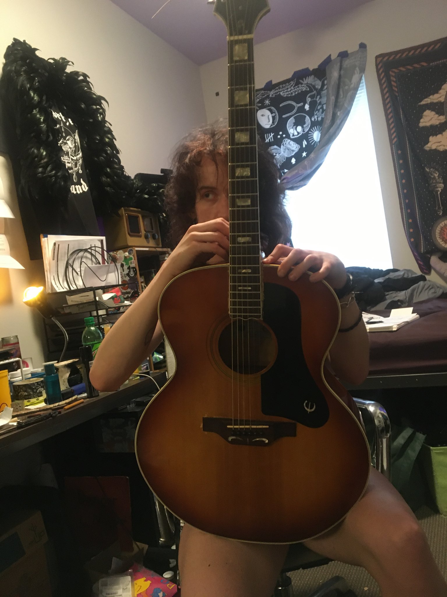 2 pic. Riddle: What is thin and also thick, smooth and yet curvy, delicate but not fragile, painstakingly crafted while perfectly unique, universally loved & admired, and makes beautiful music when you finger it right?😚🎸🎶💋👯❣️ https://t.co/mjMMqS1LOH