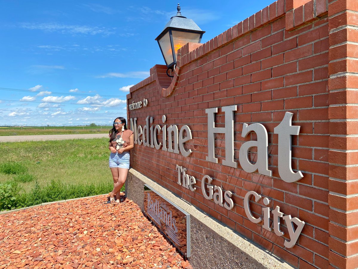 medicine hat travel