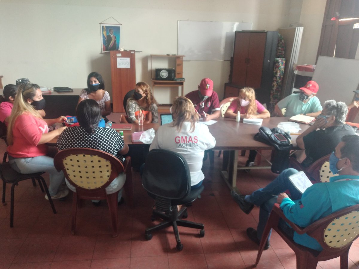 .<a href="/FreddyBernal/">Freddy Bernal</a> reunión equipo politico <a href="/psuv_sjbautista/">PSUV SAN JUAN BAUTISTA</a> con el fin de consolidar orientaciones <a href="/PSUVTachira/">PSUV Táchira</a> <a href="/PartidoPSUV/">PSUV</a> 
☆Brigada de Prevención Popular 
☆Inscripción Electoral 
☆Despliegue Despistaje Covid/19 
Junto @tachira_gmas <a href="/CLAP_SJBSC/">GMAS_SJBSC</a> <a href="/ClapEsTachira/">TáchiraEsCLAP</a> <a href="/NellyverLugo/">Nellyver Lugo</a>